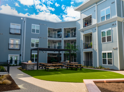 Courtyard at Pathways at Goodrich Place