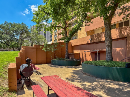 Community area at Pathways Lakeside Property