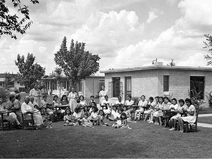 Photo of first Austin Housing Authority residents, Santa Rita.
