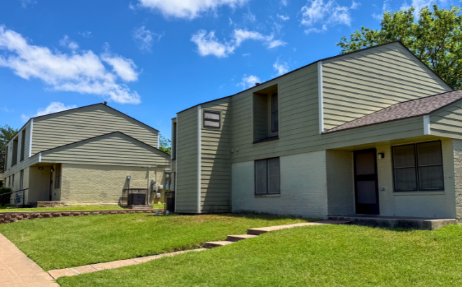 Exterior of Pathways Thurmond Heights